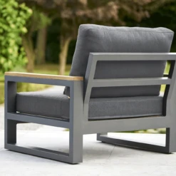 The LIFE Outdoor Soho Lounge Set -Kettler Furniture Shop 2105 1web 51614.1662992651