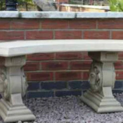 Border Stoneware Lion Curved Bench