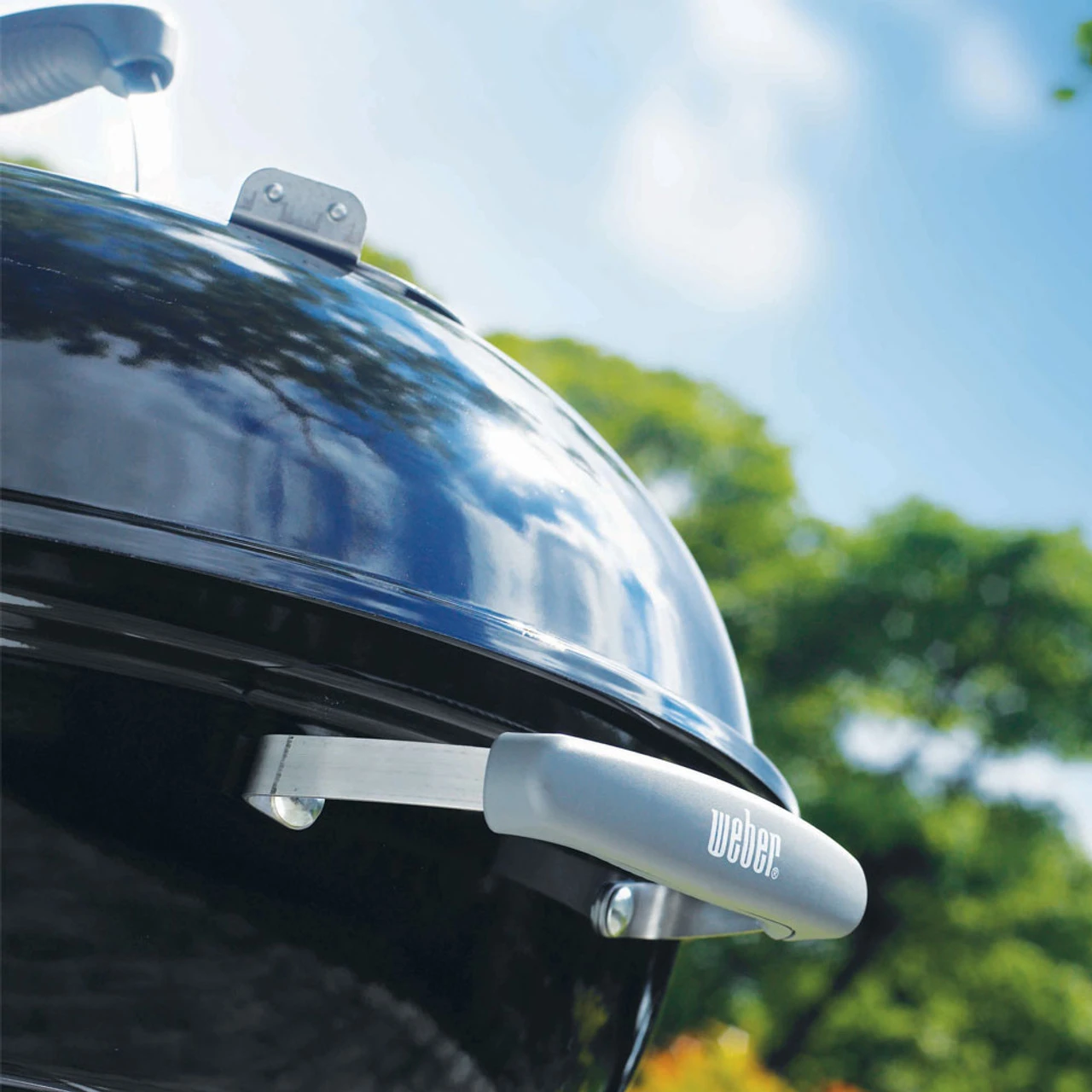 Weber 47cm Compact BBQ - Black 4 Weber 47cm Compact BBQ - Black - Image 2