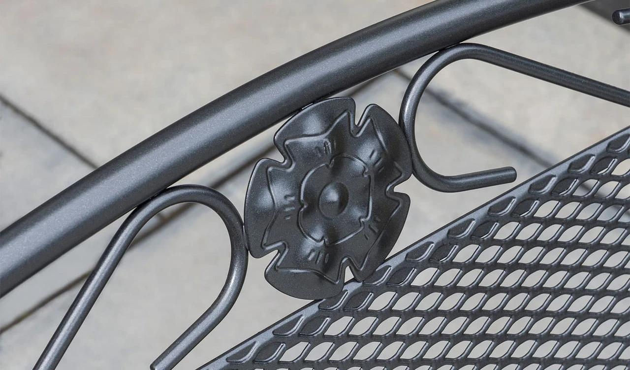 Kettler Siena 4 Seat Set - Table, Parasol, Cushions & Base 4 Kettler Siena 4 Seat Set - Table, Parasol, Cushions & Base - Image 2